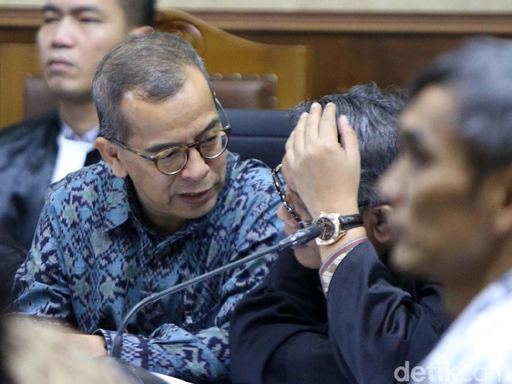 Emirsyah Satar dan Soetikno Soedarjo Hadapi Vonis Kasus Suap Hari Ini Emirsyah Satar dan Soetikno Soedarjo Hadapi Vonis Kasus Suap Hari Ini