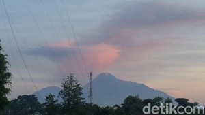 Doa Diselamatkan dari Bencana seperti Gunung Merapi Erupsi
