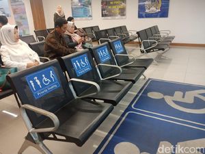 Pejuang Paspor: Berjudi Pilih Imigrasi, 2 Kali Datang, Start Pukul 3 Pagi Pejuang Paspor: Berjudi Pilih Imigrasi, 2 Kali Datang, Start Pukul 3 Pagi