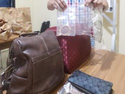 Penampakan Barang Milik Wanita yang Meninggal Bertumpuk di Hotel