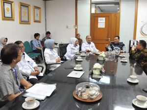 Ketua MPR Sebut Edukasi Penting untuk Tangkis Hoax Virus Corona