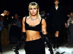 Miley Cyrus Sebut Wanita Lebih Menggoda dari Pria