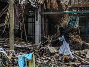Korban Banjir Banten Menanti Dana Tunggu Hunian