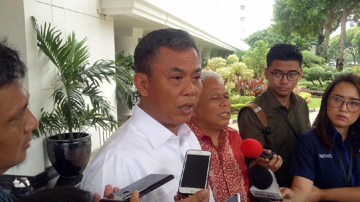Ketua DPRD DKI Prasetio Edi Marsudi adukan Dugaan Manipulasi Izin TACB untuk Formula E ke Kemensetneg Ketua DPRD DKI Prasetio Edi Marsudi adukan Dugaan Manipulasi Izin TACB untuk Formula E ke Kemensetneg