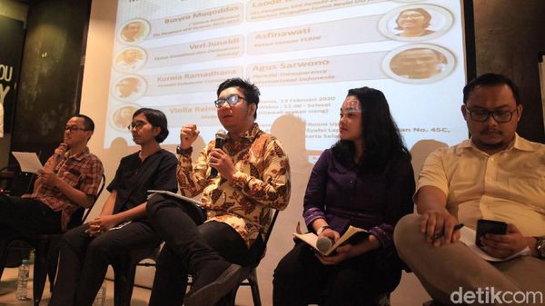 Diskusi Uji Formil UU KPK