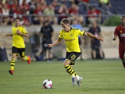 Hazard yang Tak Pernah Bermain untuk Chelsea