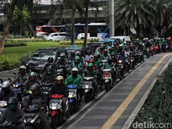 Muncul Wacana Pembatasan Motor, Driver Ojol Siap Lawan