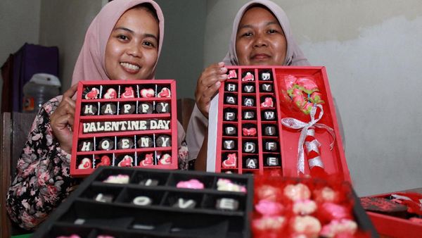 Serba-serbi dan Kontroversi Perayaan Valentine di Indonesia