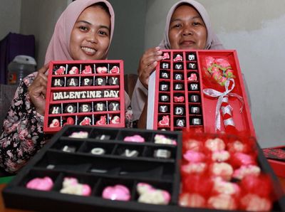 Serba-serbi dan Kontroversi Perayaan Valentine di Indonesia
