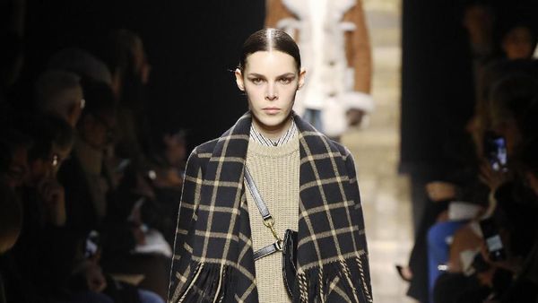 15 Koleksi Musim Dingin Michael Kors di New York Fashion Week 2020