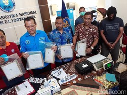 Mahasiswa Aceh Nyambi Kurir 1 Kg Sabu, Disimpan di Kardus Makanan