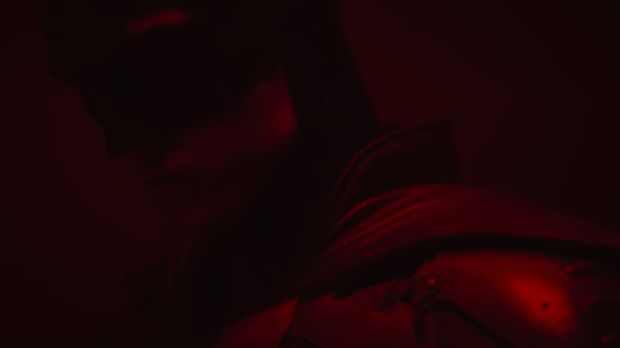 Referensi Besar Arkham Knight di Batsuit Versi Robert Pattinson 