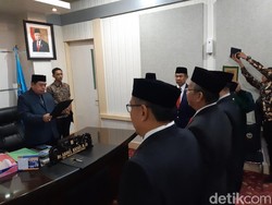 Jelang Tengah Malam, Sekda Sulsel Lantik 4 Pejabat Eselon II