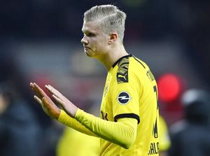 Figo: Madrid Mestinya Rekrut Haaland Sebelum Gabung Dortmund