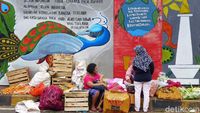 Mural Cinta Lingkungan Percantik Pintu Air Manggarai