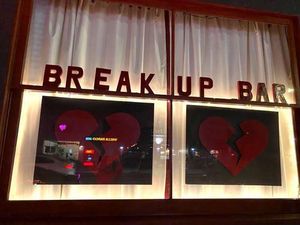 Break Up Bar, Kafe Khusus Buat Kamu yang Patah Hati!