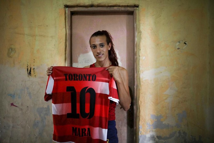 Isu transgender kembali ramai dibahas usai kasus Lucinta Luna. Di Argentina, ada seorang transgender wanita yang siap cetak sejarah di dunia sepakbola Argentina