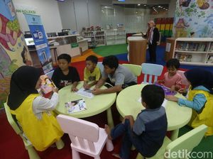 Perpusnas yang Ramah Anak dan Penuh Warna Perpusnas yang Ramah Anak dan Penuh Warna