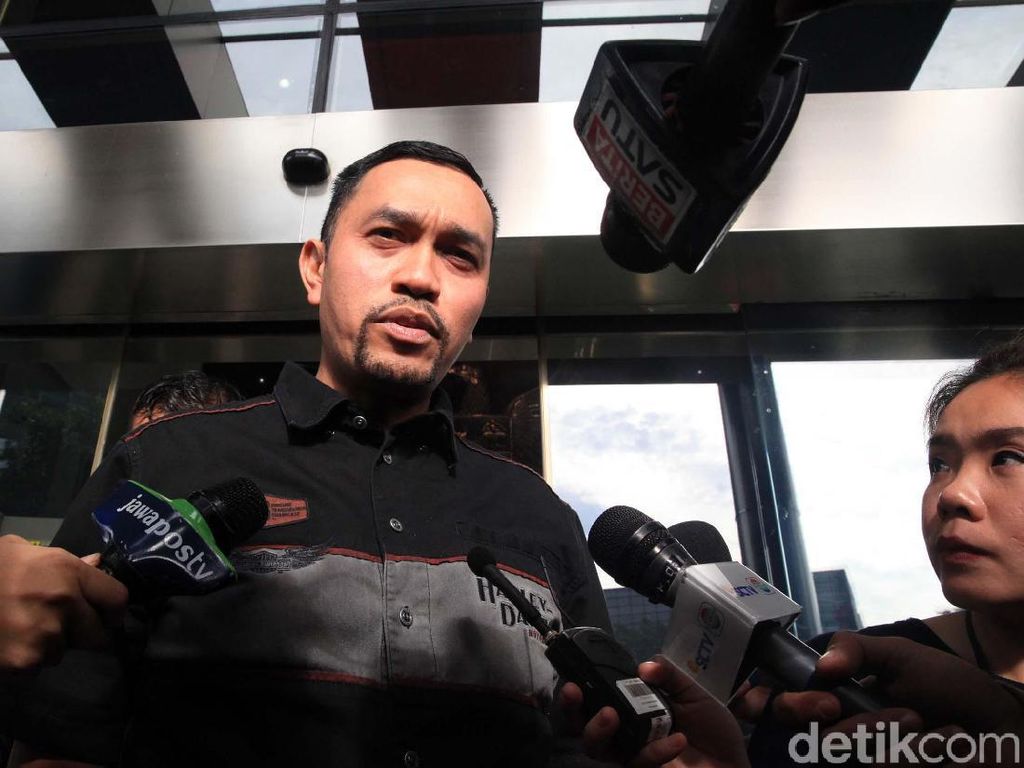 Komisi III Tak Setuju Usul Mahfud Md soal Polisi Tak Melulu Terapkan KUHP Komisi III Tak Setuju Usul Mahfud Md soal Polisi Tak Melulu Terapkan KUHP