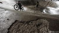 Bahaya Banget! Skatepark Slipi Berlubang