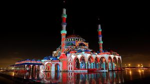 Terpesona Indahnya Festival Cahaya Sharjah di Uni Emirat Arab