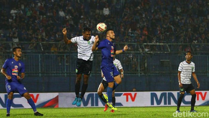 Persela Lamongan - Arema FC Persela Lamongan - Arema FC