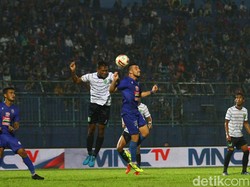 Kekalahan dari Arema FC Jadi Modal Evaluasi untuk Persela