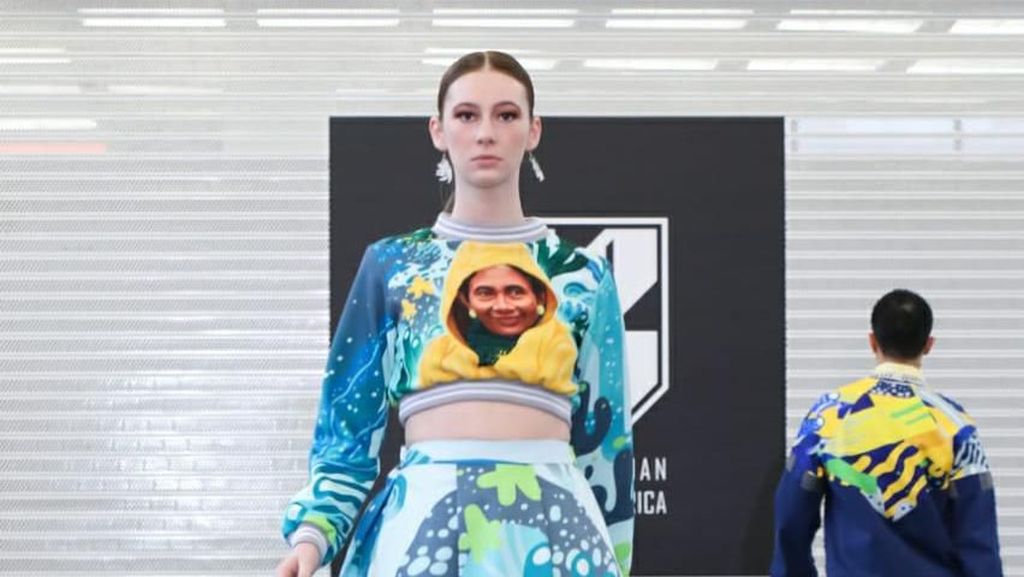 Foto: Ketika Susi Pudjiastuti dan Jokowi Eksis di New York Fashion Week