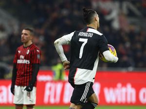 Penalti Bantu Ronaldo Jadi yang Tersubur di Italia Sepanjang 2020