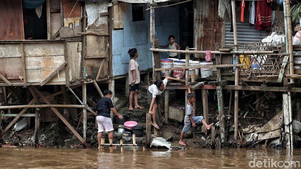 Menanti Aksi untuk Sungai Ciliwung yang Lebih Baik