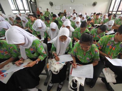 Edukasi dan Literasi Keuangan Sejak Dini