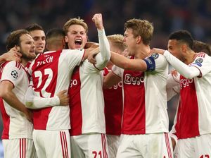 Penggawa Generasi Emas Ajax Satu Per Satu Mulai Pergi