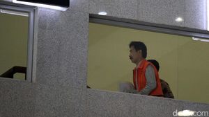Momen Bupati Nonaktif Solok Selatan Diperiksa KPK