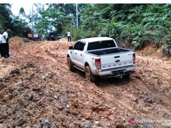 Mirisnya Sumatera Barat, Ibu Hamil Kadang Melahirkan di Jalan
