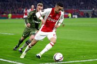 Pindah ke Chelsea, Ziyech Diledek