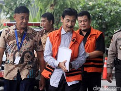 Bupati Solok Selatan Nonaktif Didakwa Terima Suap Rp 3,3 Miliar