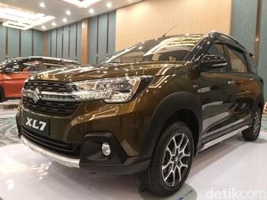 Belum Sebulan, Suzuki XL7 Terpesan 2.000 Unit Belum Sebulan, Suzuki XL7 Terpesan 2.000 Unit