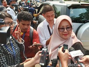 Video Momen Bahagia WNI yang Diobservasi di Natuna Tiba di Jakarta