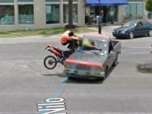 Google Maps Rekam Kecelakaan Mengerikan, Motor Vs Pick Up