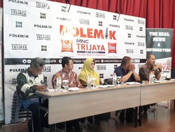 Kemendikbud: Dana BOS Bisa Dipakai Bayar Guru Honorer, tapi...