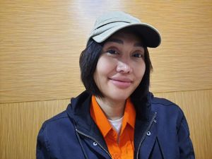 JPU Tolak Eksepsi Lucinta Luna JPU Tolak Eksepsi Lucinta Luna