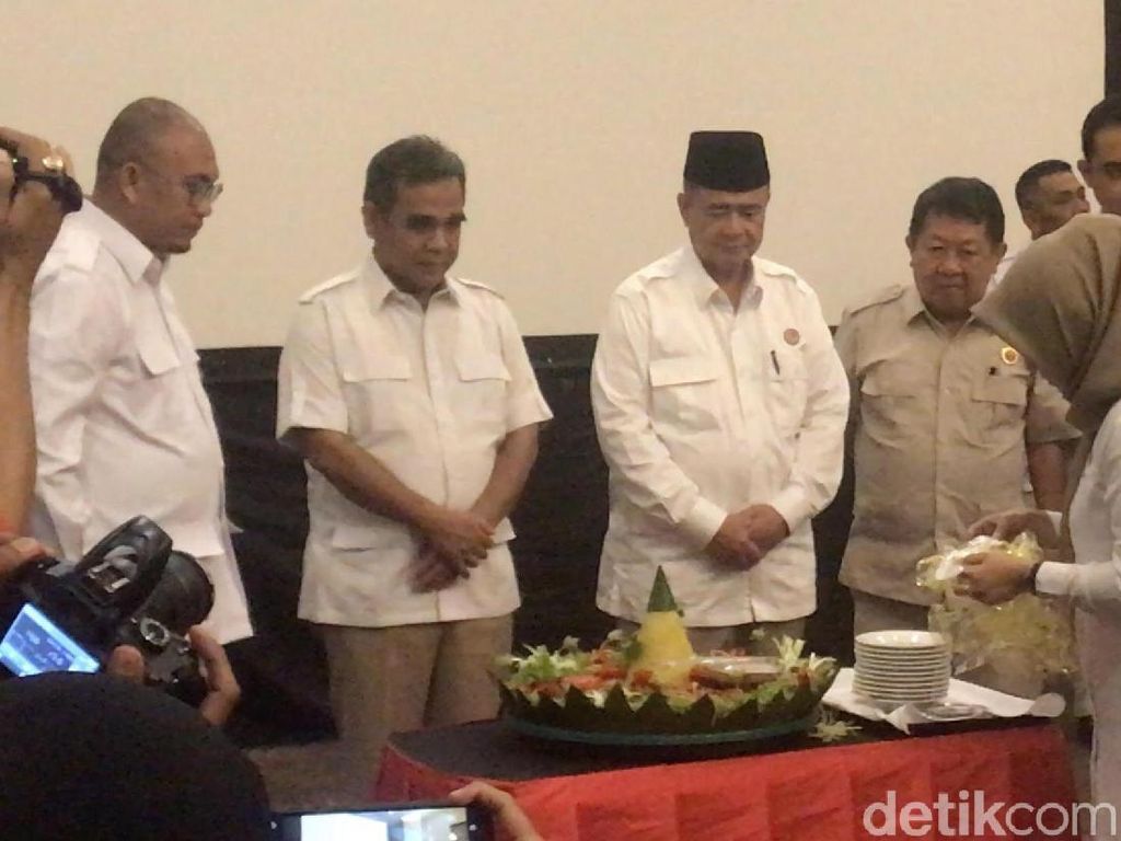 Di Depan Bacalon Kada, Gerindra Bicara Perolehan Suara di Sumbar Di Depan Bacalon Kada, Gerindra Bicara Perolehan Suara di Sumbar