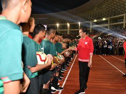 Presiden Jokowi: Stadion Manahan Kini Megah