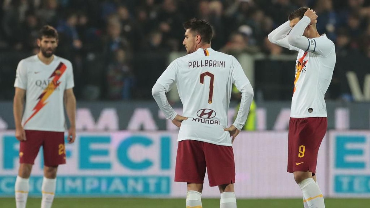 Roma takluk 1-2 dari Atalanta. Foto: Emilio Andreoli/Getty Images