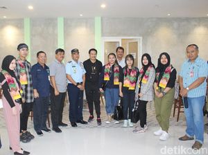 7 Mahasiswa Kalsel Pulang Usai Karantina: Kami Sehat, Jangan Takut