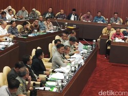 Menghadap DPR, Mentan Jamin Stok Pangan Puasa-Lebaran Aman