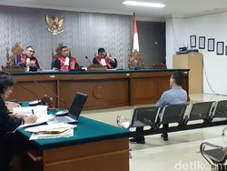 Sidang Kasus Pencemaran Nama Baik Eks Jubir Nurdin Halid Diwarnai Kericuhan