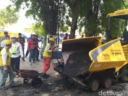 Kota Semarang Mulai Pakai Aspal Berbahan Limbah Plastik