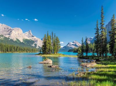 Danau Misterius di Kanada
