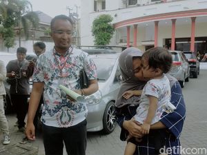 Zikria Dzatil Si Penghina Risma Kapok Terbawa Arus di Medsos Zikria Dzatil Si Penghina Risma Kapok Terbawa Arus di Medsos